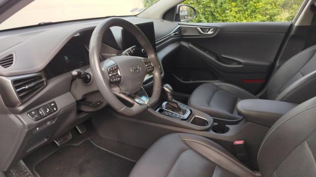 Hyundai Ioniq image 4
