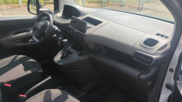 Peugeot Rifter image 8