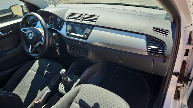 Skoda Fabia image 8