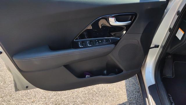 Kia Niro image 7