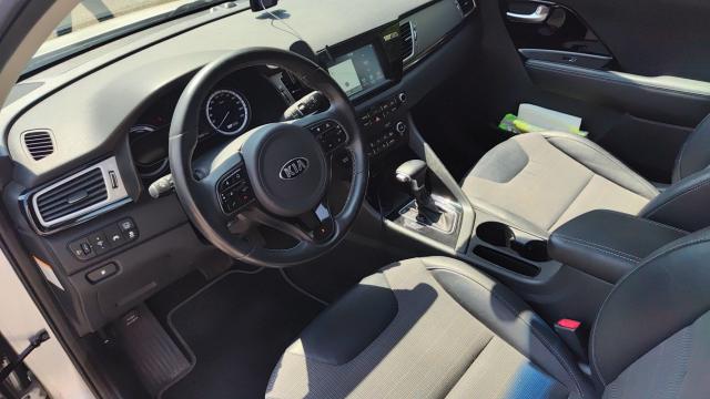 Kia Niro image 6