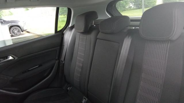 Peugeot 308 image 3