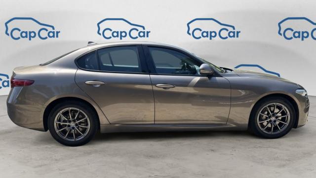 Alfa Romeo Giulia image 4