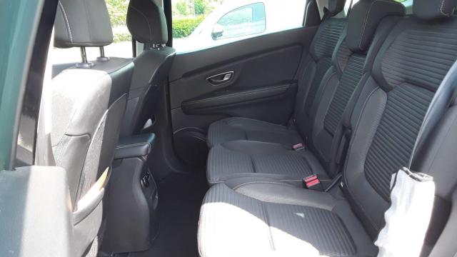 Renault Grand Scénic image 2