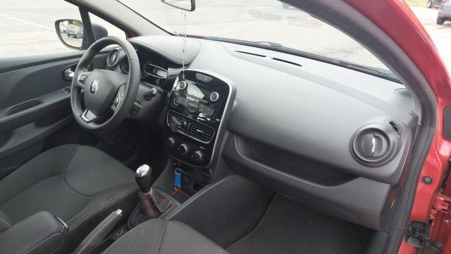 Renault Clio image 9