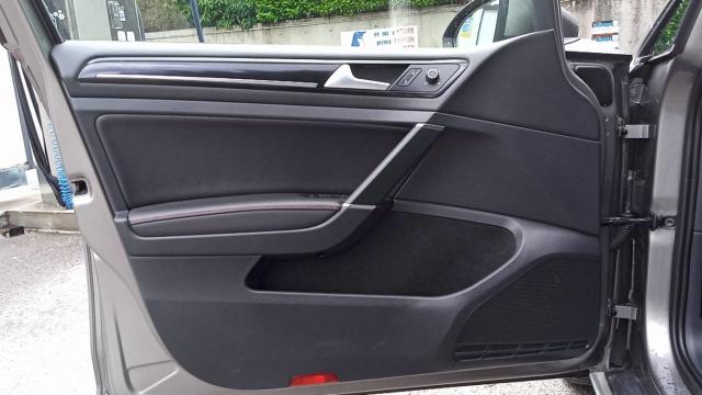 Volkswagen Golf image 1