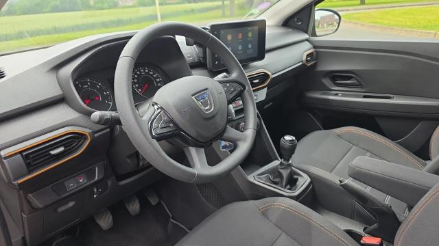 Dacia Sandero image 3