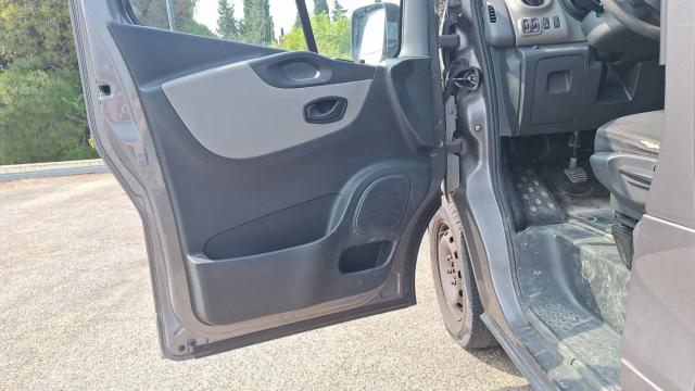 Renault Trafic image 3