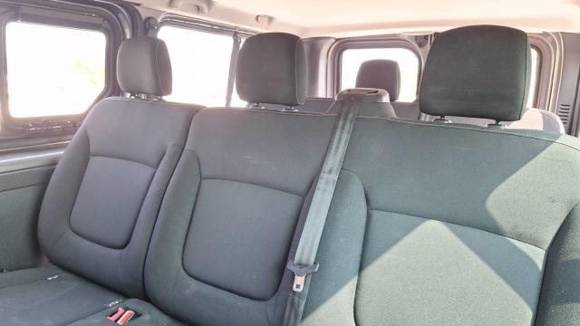 Renault Trafic image 2