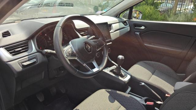 Renault Captur image 9