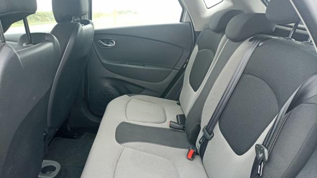 Renault Captur image 2