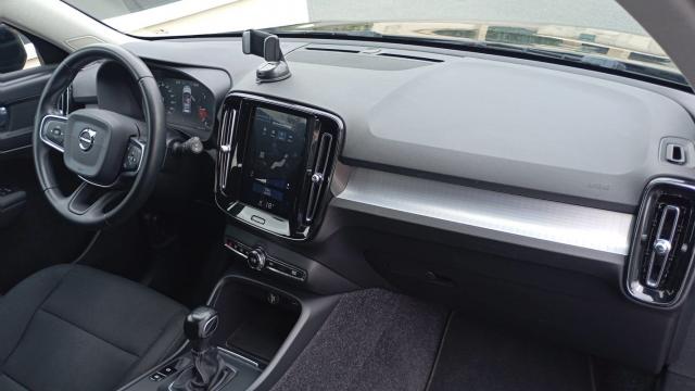 Volvo Xc40 image 9