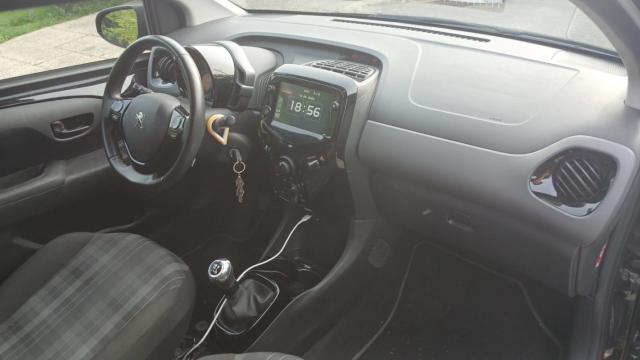 Peugeot 108 image 1