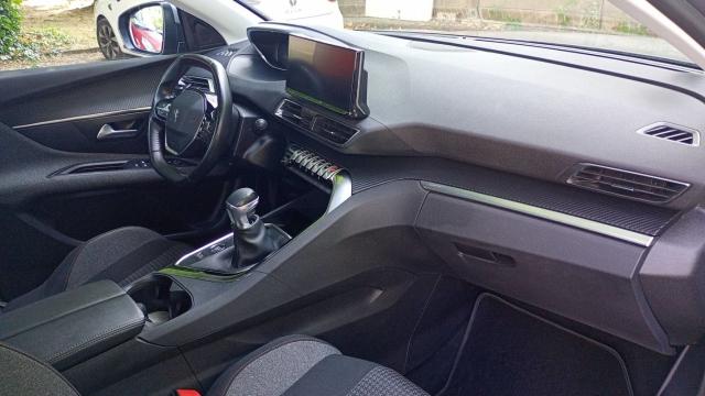 Peugeot 3008 image 4