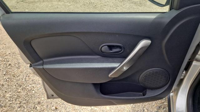 Dacia Sandero image 6