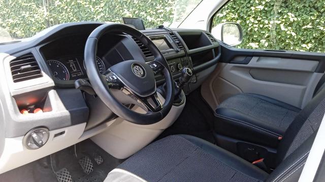 Volkswagen Multivan image 9