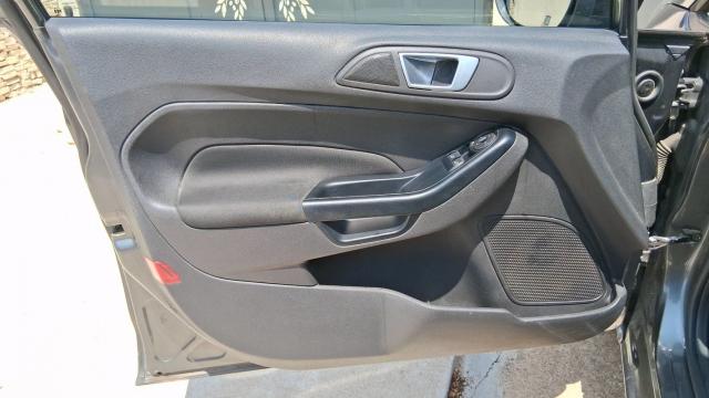 Ford Fiesta image 3