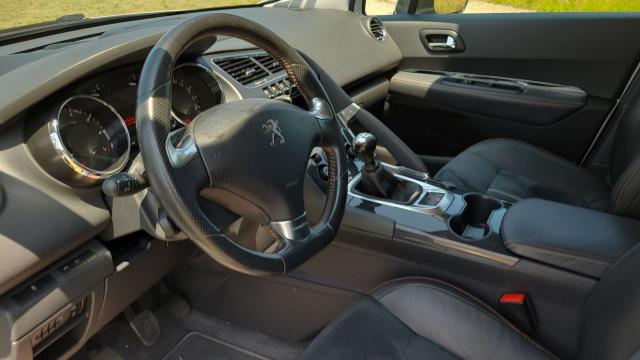 Peugeot 3008 image 8