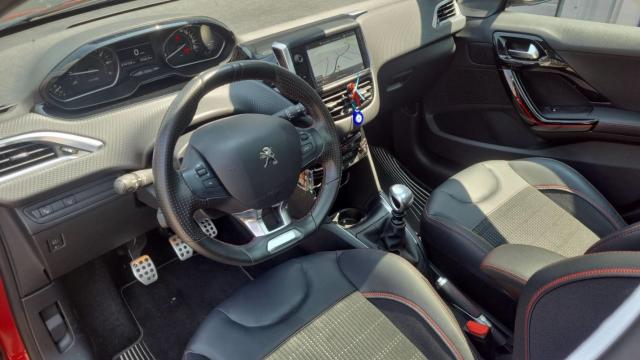 Peugeot 208 image 4