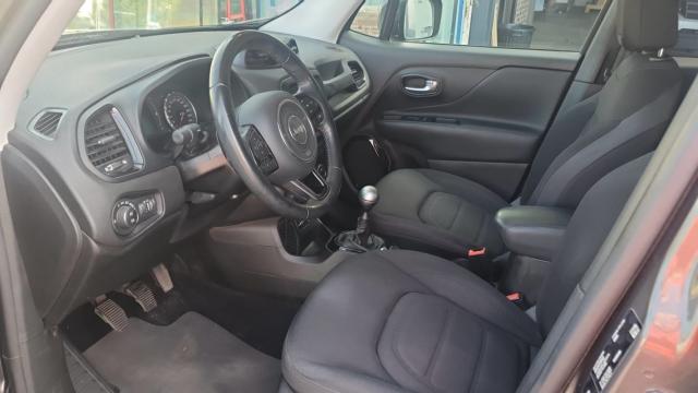 Jeep Renegade image 1