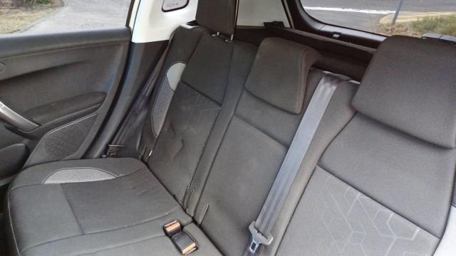 Peugeot 2008 image 6