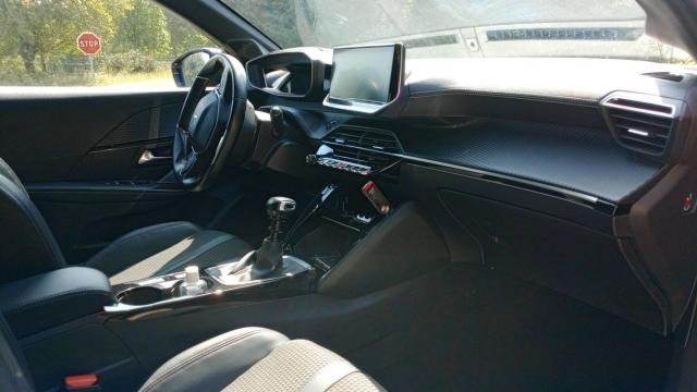 Peugeot 208 image 2