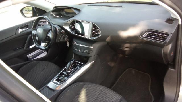 Peugeot 308 image 1