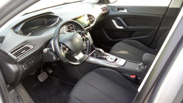 Peugeot 308 image 5