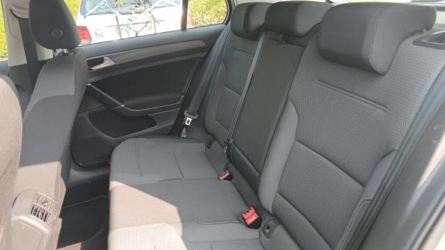 Volkswagen Golf image 3