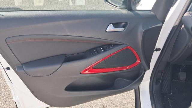 Opel Crossland image 6