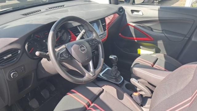 Opel Crossland image 1