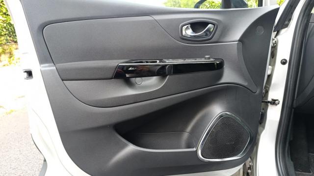Renault Captur image 9