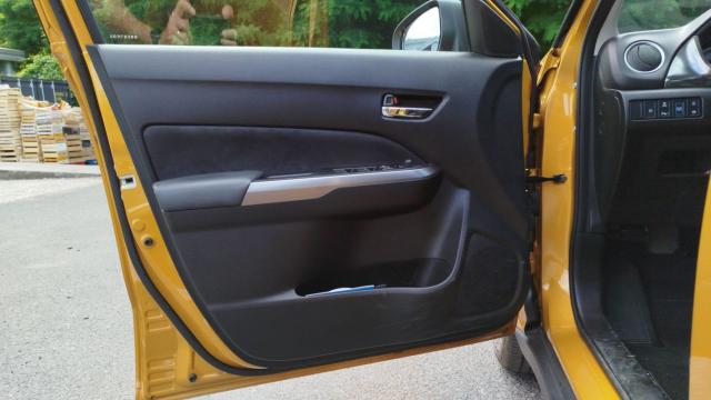 Suzuki Vitara image 5