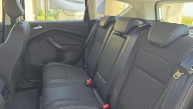 Ford Kuga image 7
