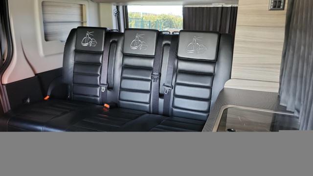 Renault Trafic image 1