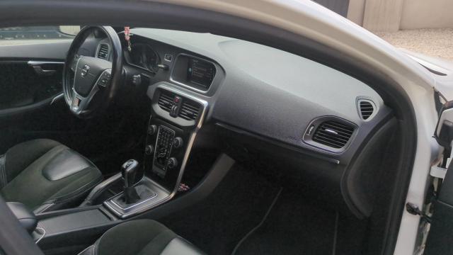 Volvo V40 image 2