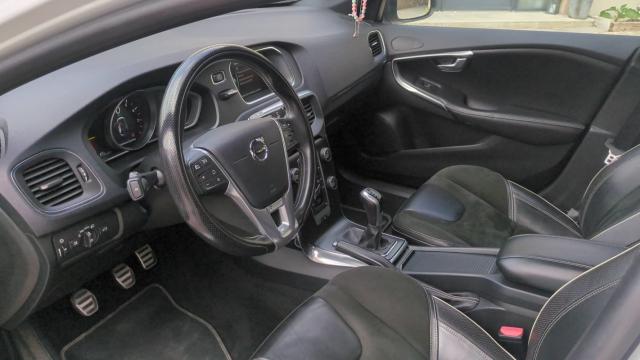 Volvo V40 image 1