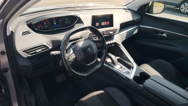 Peugeot 5008 image 2