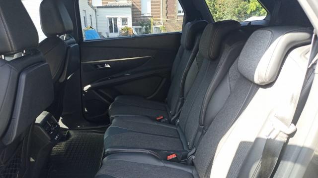 Peugeot 5008 image 4