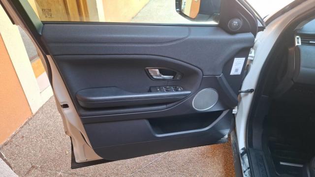 Land Rover Range Rover Evoque image 4