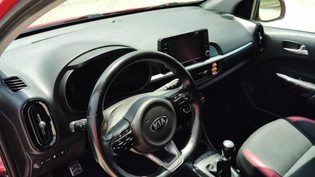 Kia Picanto image 9