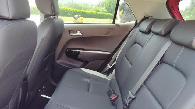Kia Picanto image 2