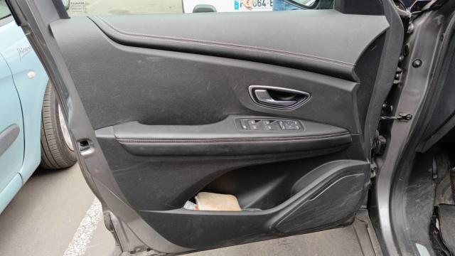 Renault Scénic image 9