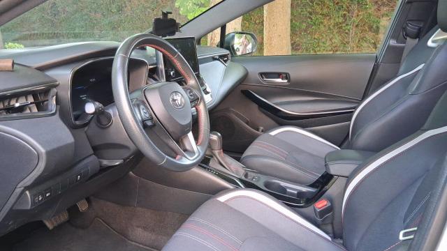 Toyota Corolla image 5