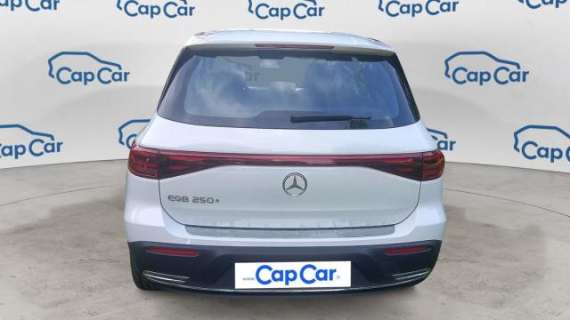 Mercedes Benz Eqb image 6