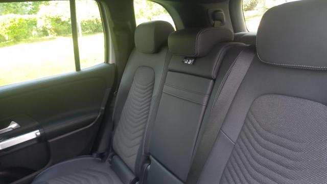 Mercedes Benz Eqb image 2
