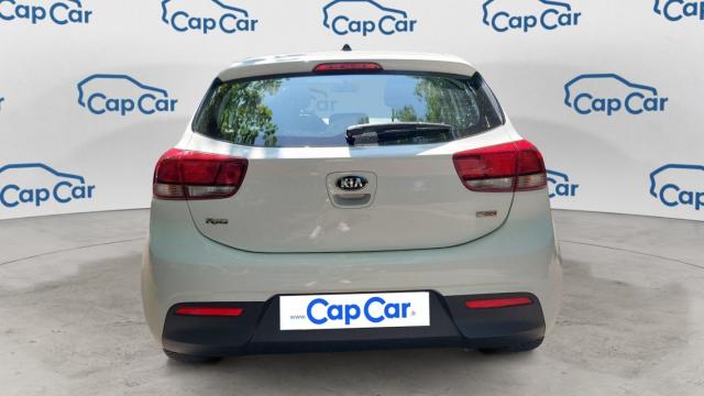 Kia Rio image 2