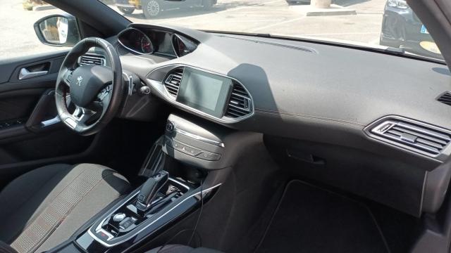 Peugeot 308 image 9