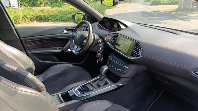 Peugeot 308 image 1
