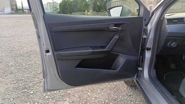 Seat Arona image 2